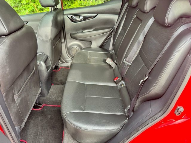 Nissan Qashqai 1.5 Dci N-tec Red #10
