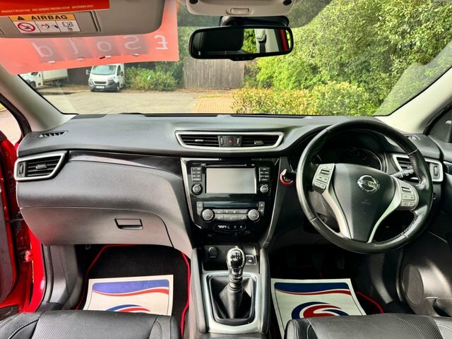 Nissan Qashqai 1.5 Dci N-tec Red #9