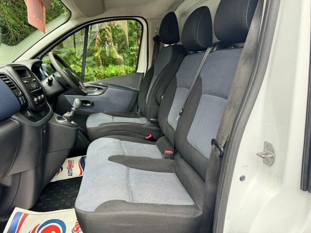 Vauxhall Vivaro 2900 Cdti White #12