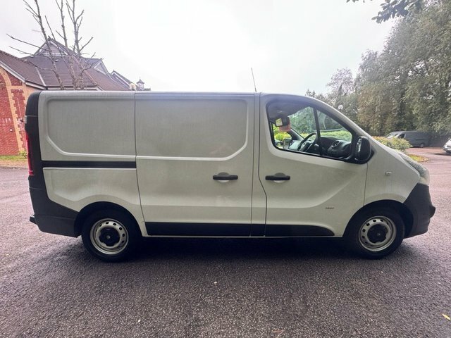 Vauxhall Vivaro 2900 Cdti White #5