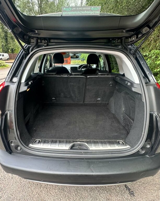 Peugeot 2008 Black #9