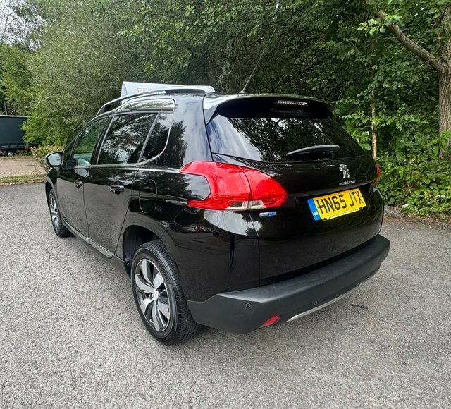 Peugeot 2008 Suv Black #3