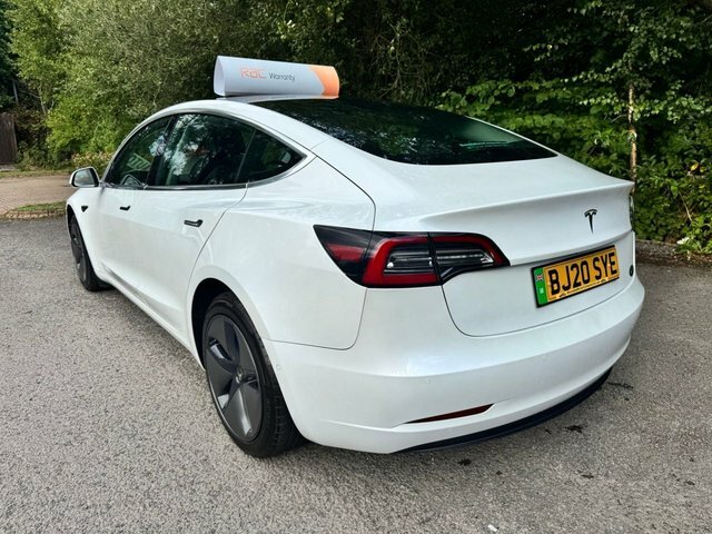 Tesla Model 3 Saloon White #3
