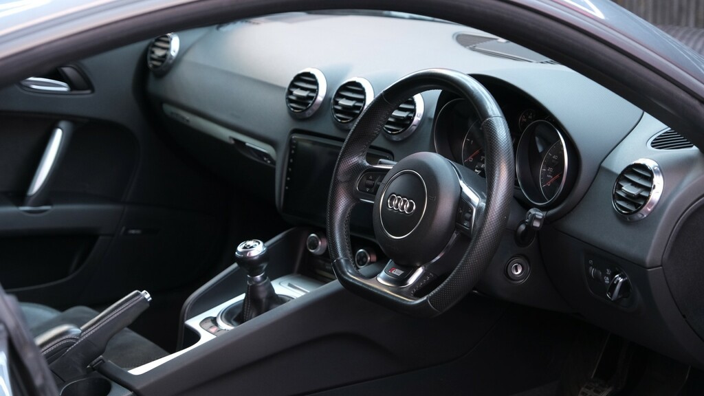 Audi TT Coupe 2.0 Tdi Black Edition 201414 YG14UPV Grey #4