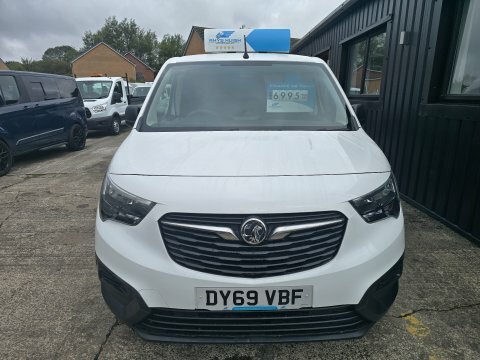 Vauxhall Combo L2h1 2300 Edition White #2
