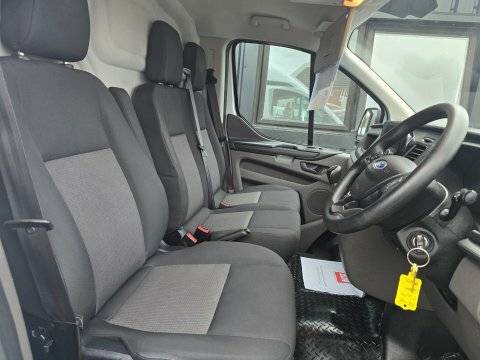 Ford Transit Custom 2.0 Ecoblue 130Ps Low Roof Limited Van  #9