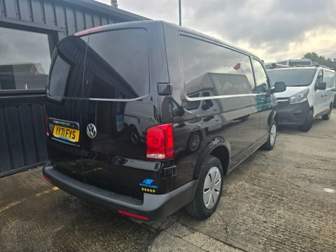 Volkswagen Transporter T30 Tdi P Black #6