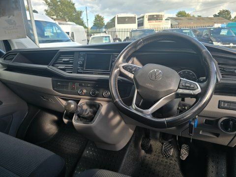 Volkswagen Transporter Black #9