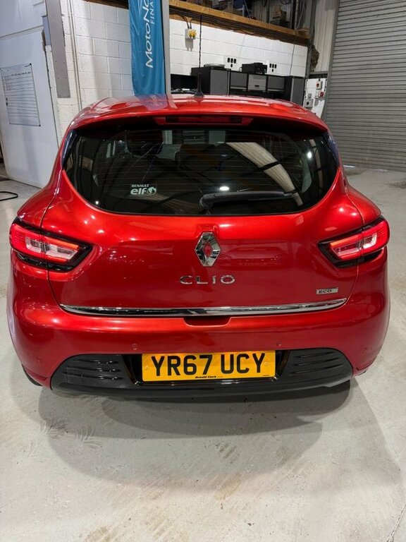 Renault Clio 2017 1.5 Dci Dynamique S Nav Hatchback Red #4