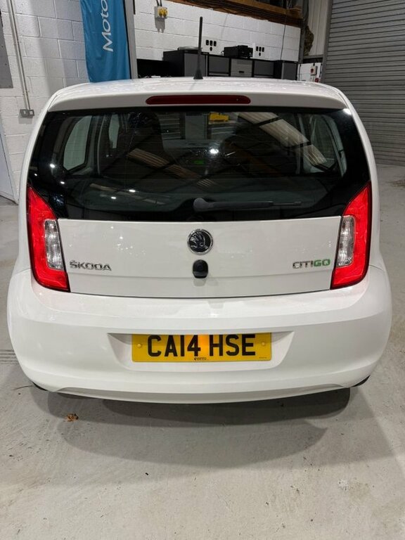 Skoda Citigo 2014 1.0 Mpi Greentech Se Hatchback Man White #4