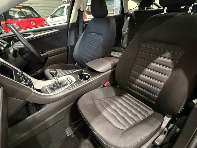 Ford Mondeo Silver #16