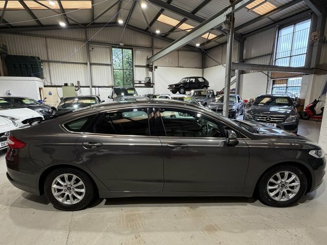 Ford Mondeo 2018 2.0 Tdci Eco Zetec Edition Hatchback Dies Grey #2