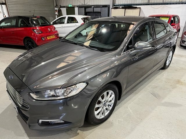 Ford Mondeo Silver #7