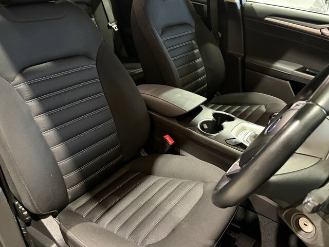 Ford Mondeo Silver #14