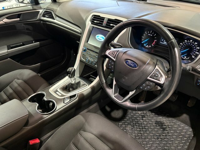 Ford Mondeo Silver #13