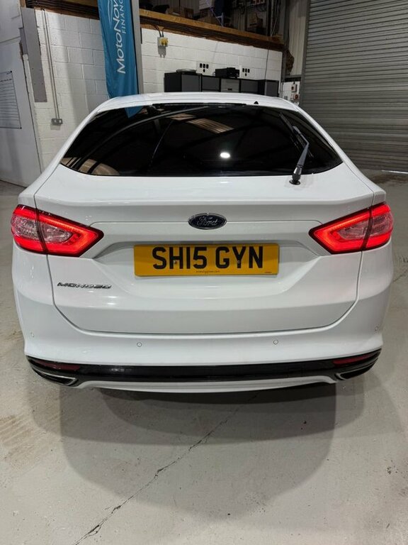 Ford Mondeo 2.0 Tdci Titanium Hatchback Euro White #4