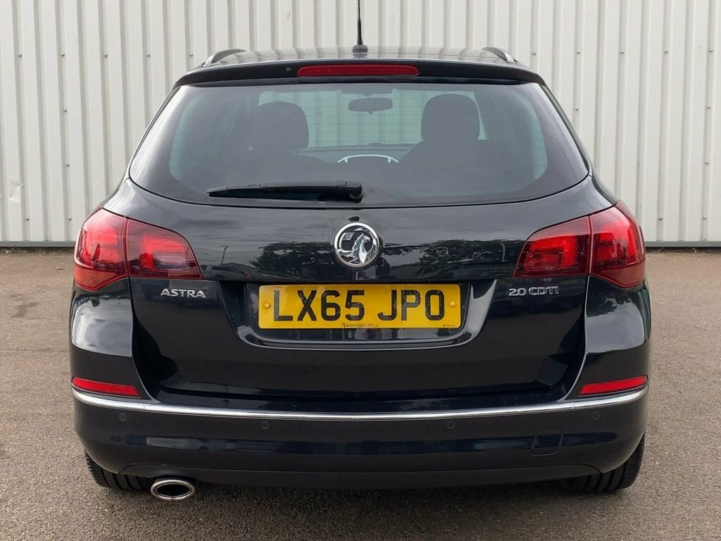 Vauxhall Astra 2015 2.0 Cdti Sri Sports Tourer Black #6