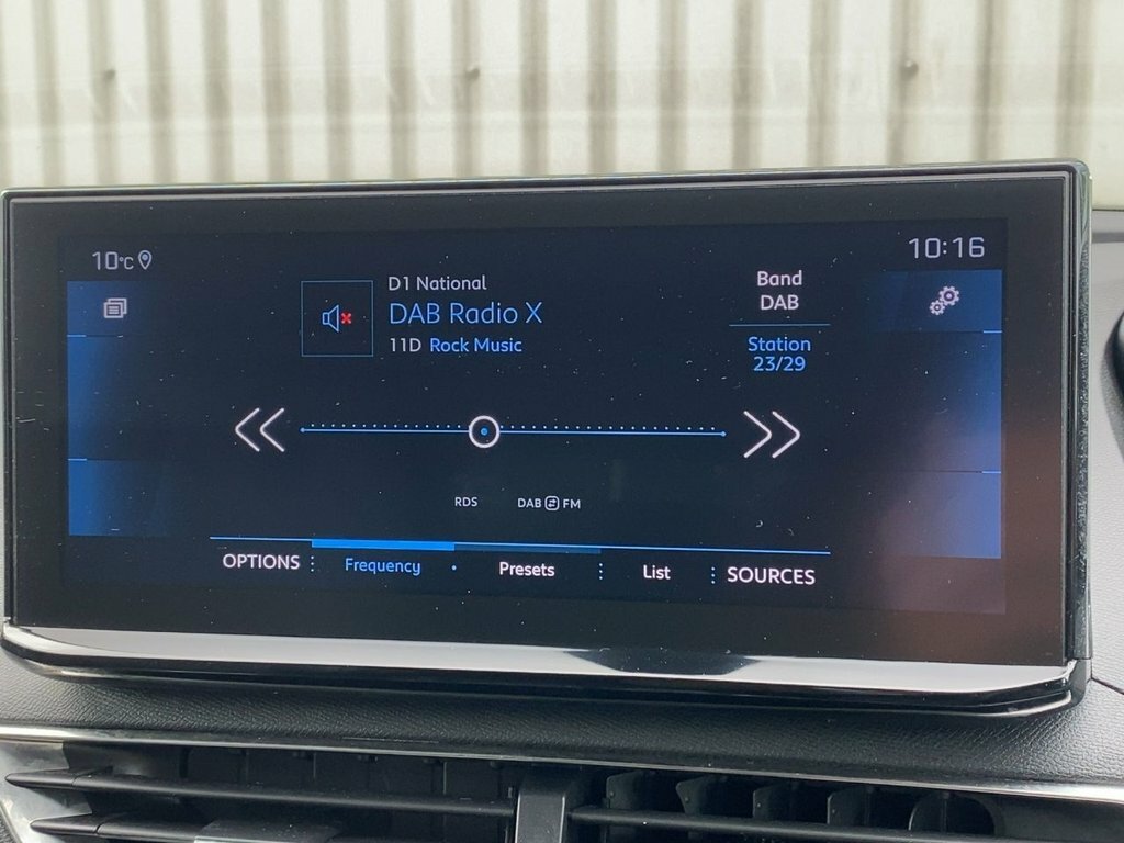Peugeot 5008 Active Bluehdi Ss Black #37