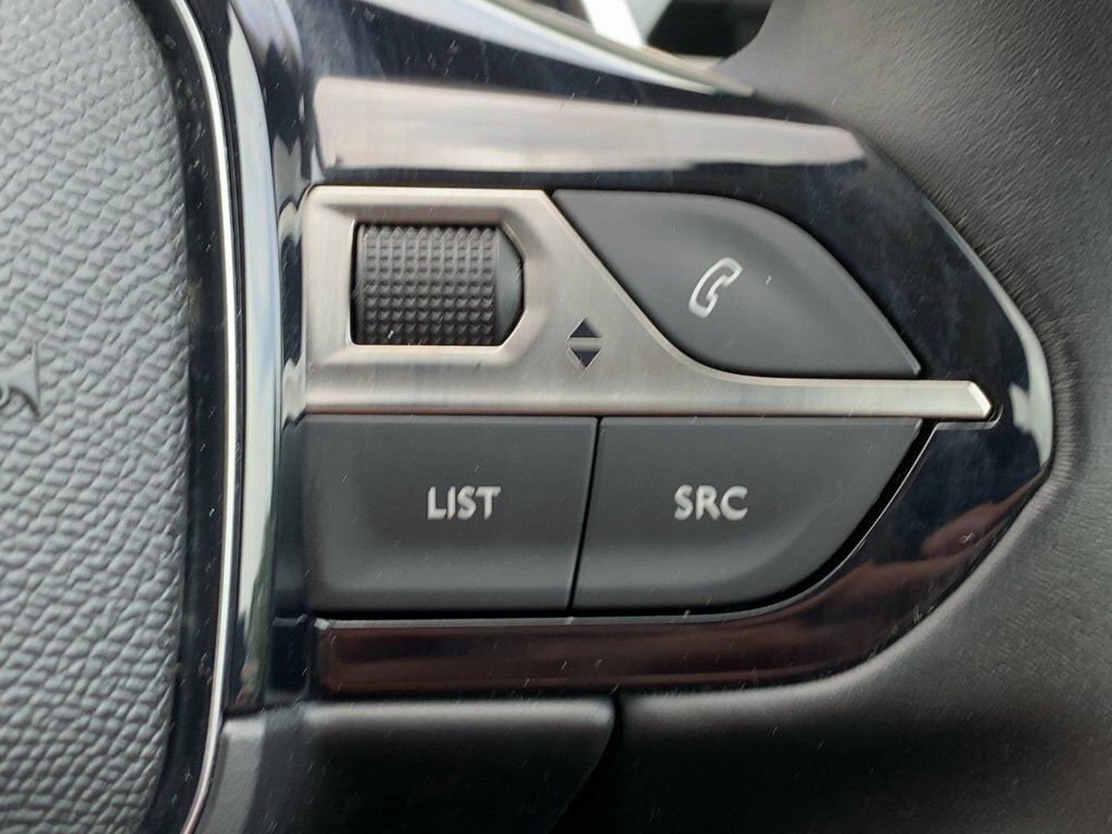 Peugeot 5008 Active Bluehdi Ss Black #44