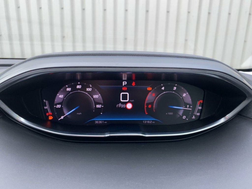 Peugeot 5008 Active Bluehdi Ss Black #38