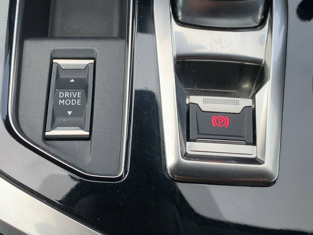 Peugeot 5008 Active Bluehdi Ss Black #48