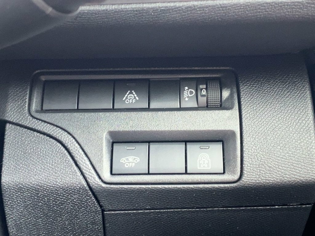 Peugeot 5008 Active Bluehdi Ss Black #41