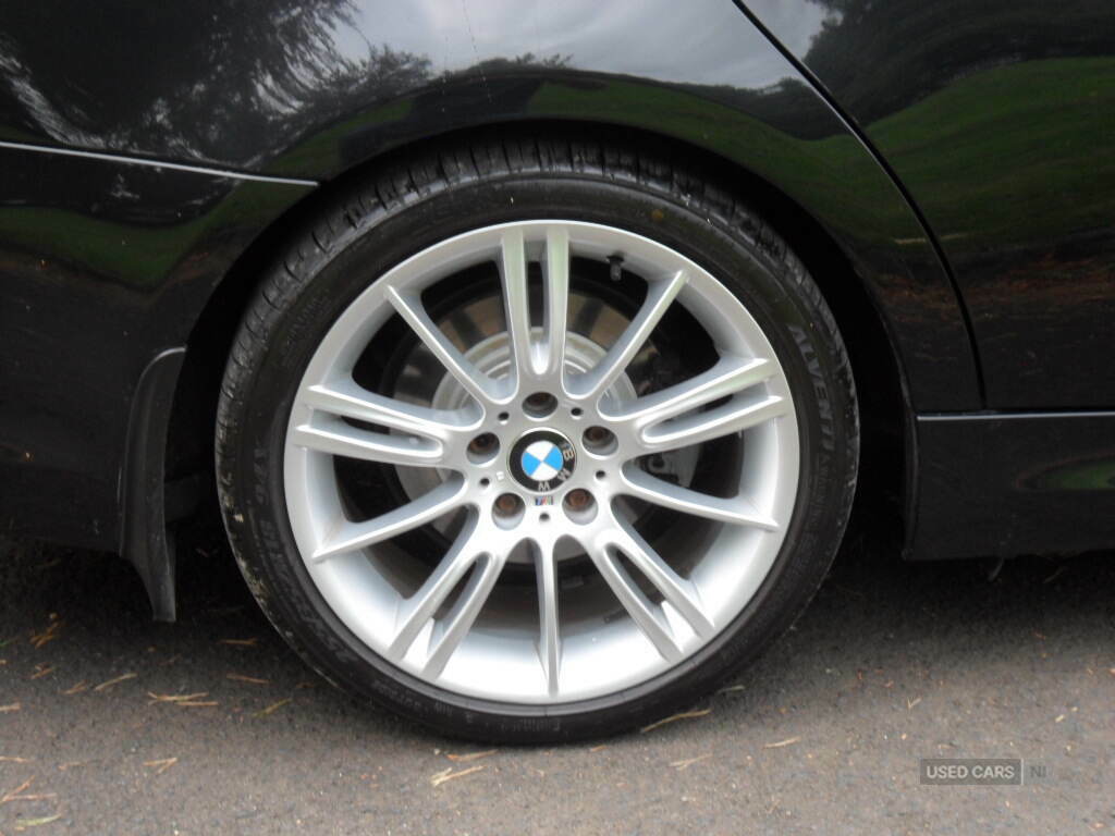 BMW 3 Series 3.0 330D M Sport 242 Bhp Black #5