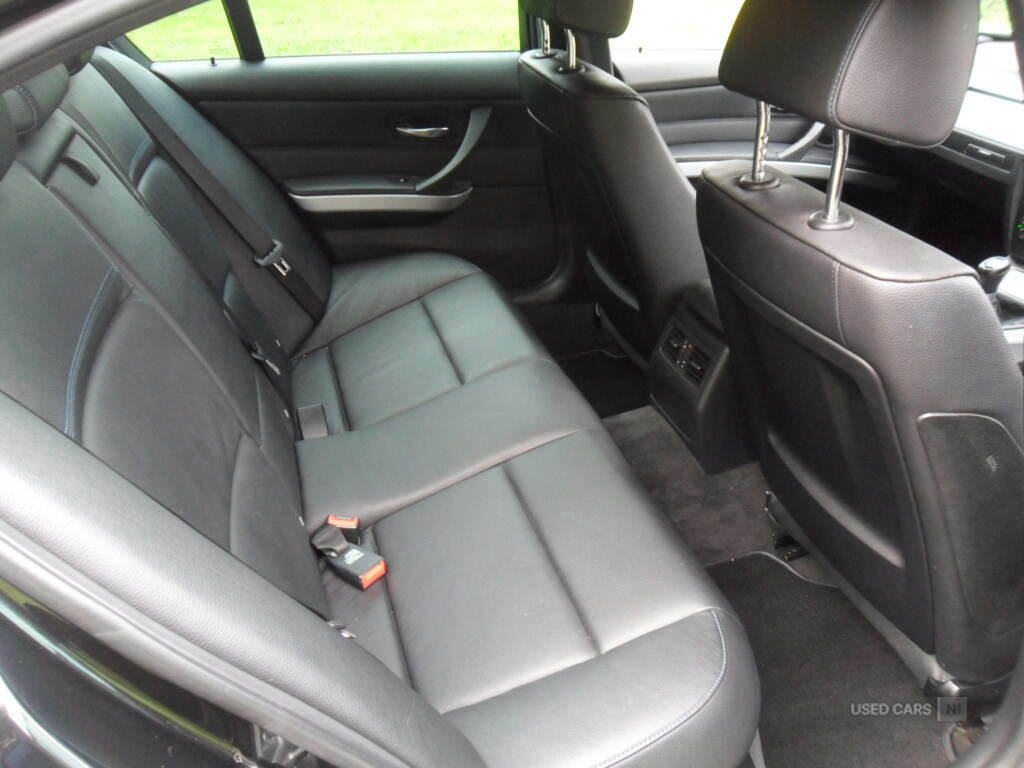 BMW 3 Series 3.0 330D M Sport 242 Bhp Black #8