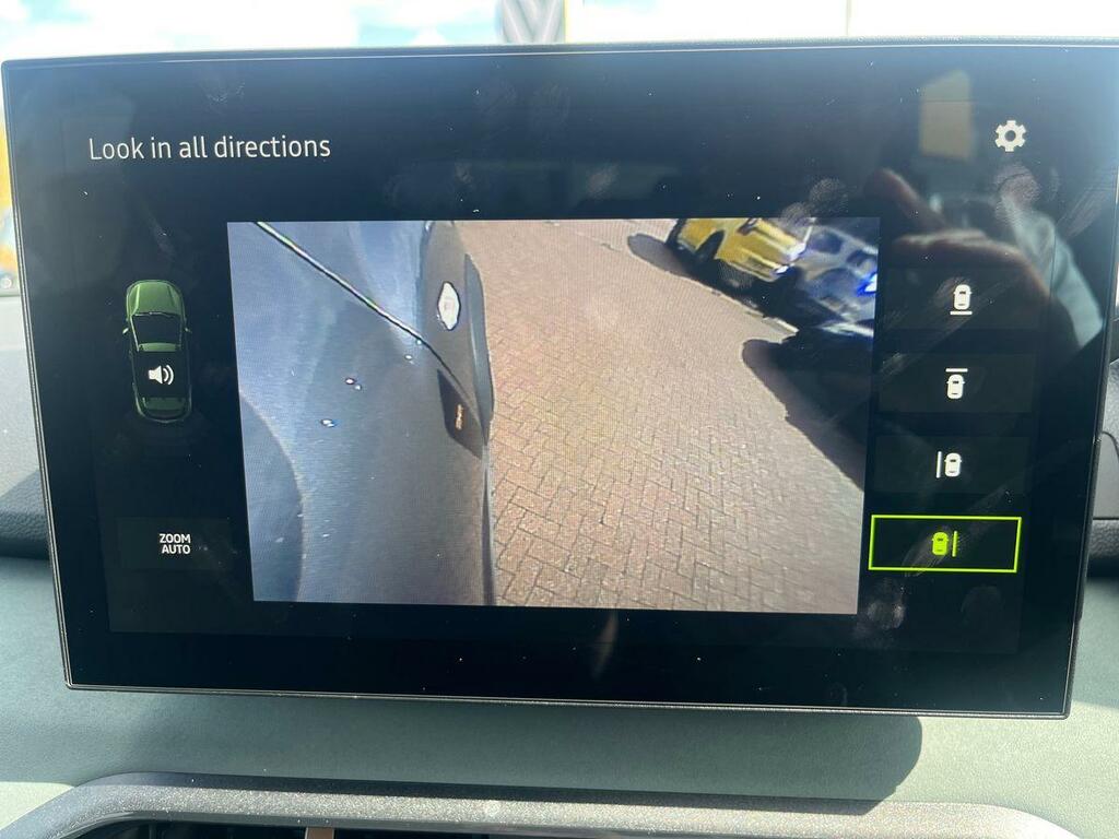 Dacia Sandero Stepway Hatchback 1.0 Tce Extreme Green #25