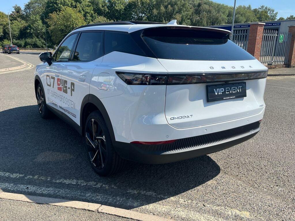 Omoda 7 1.5T Shs 18.4Kwh Noble Suv Plug-in Hybr White #5