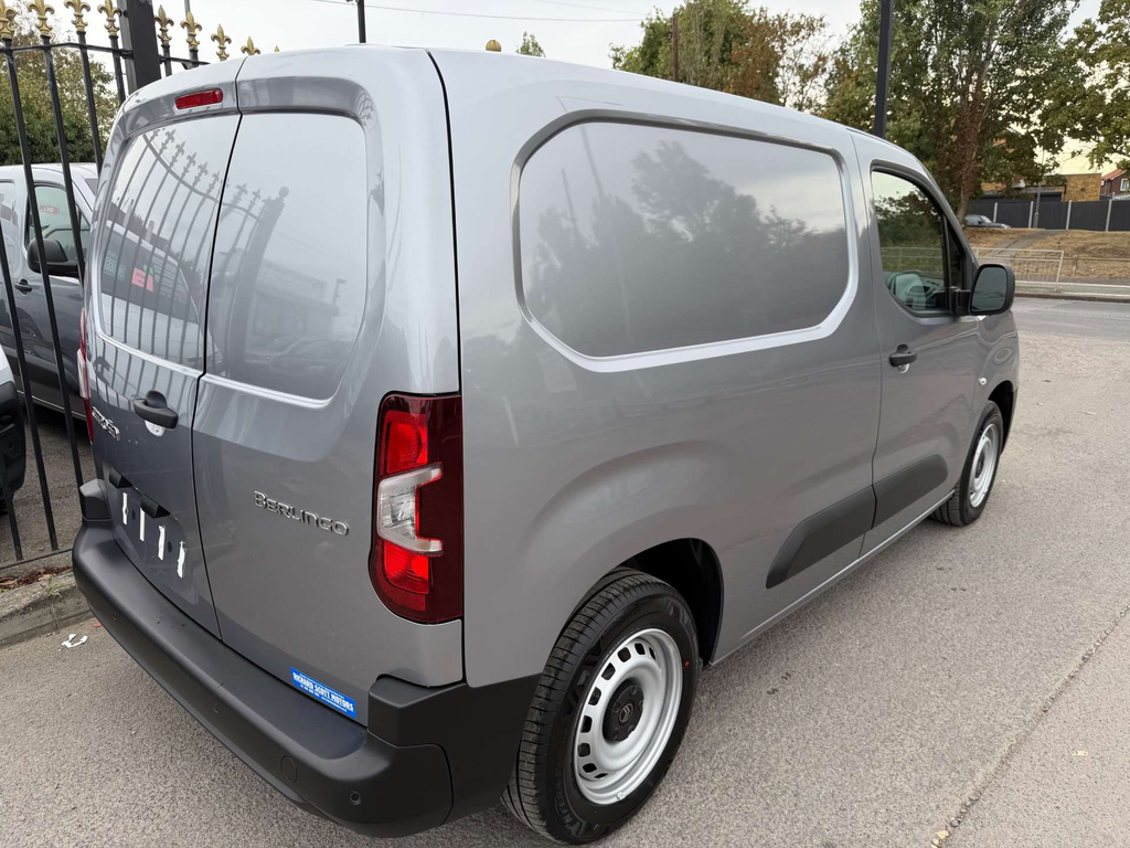 Citroen Berlingo Enterprise Plus Bluehdi Ss VN26WYY Grey #2