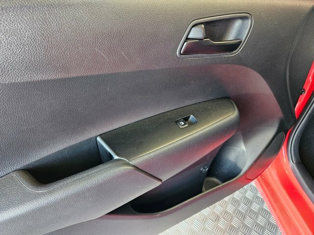 Kia Picanto Hatchback Red #30