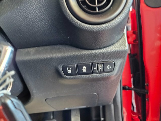 Kia Picanto Hatchback Red #11