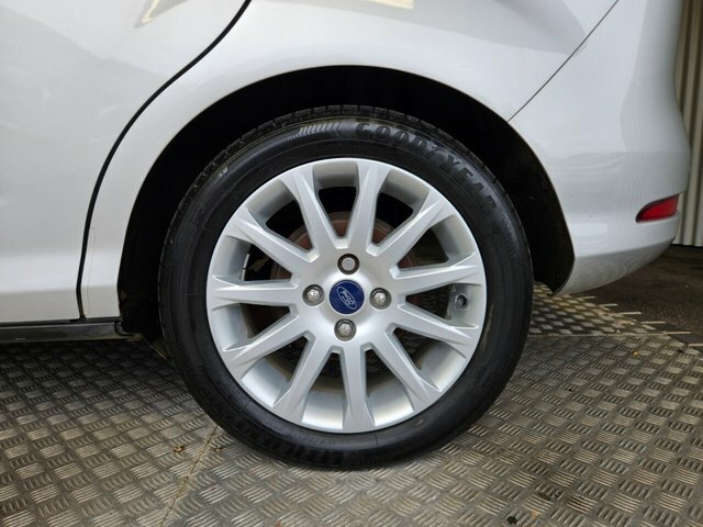 Ford B-Max 1.0T Ecoboost Zetec Mpv Black #12
