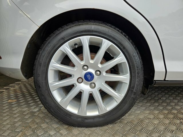 Ford B-Max 1.0T Ecoboost Zetec Mpv Black #11