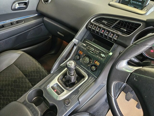 Peugeot 3008 E-hdi Active Grey #16