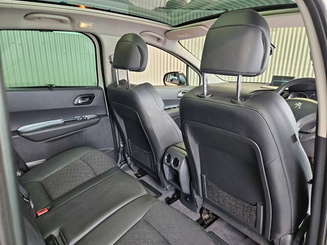Peugeot 3008 E-hdi Active Grey #24