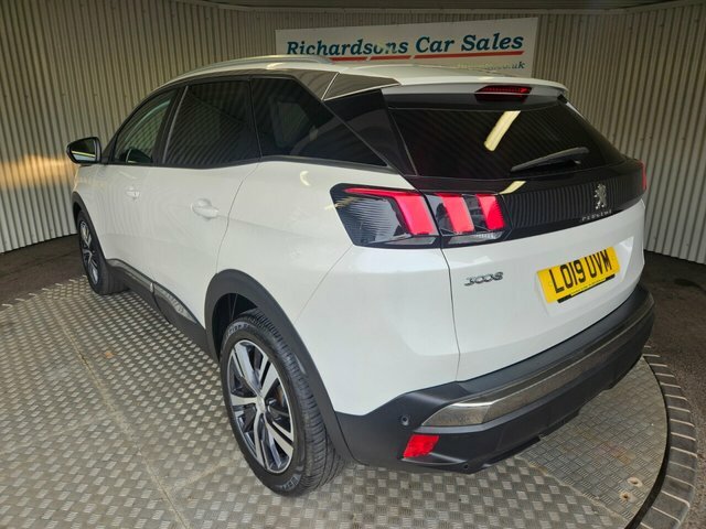 Peugeot 3008 1.6 Puretech Allure Suv Eat Euro 6 Ss White #5
