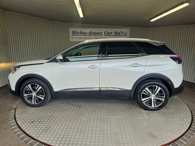 Peugeot 3008 1.6 Puretech Allure Suv Eat Euro 6 Ss White #6