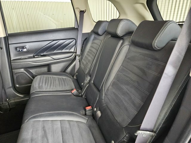 Mitsubishi Outlander Gx4h Black #30