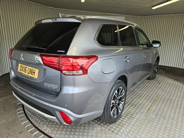 Mitsubishi Outlander 2.0H 12Kwh Gx3h Suv Plug-in Hybrid Cvt Grey #3
