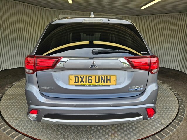 Mitsubishi Outlander 2.0H 12Kwh Gx3h Suv Plug-in Hybrid Cvt Grey #4