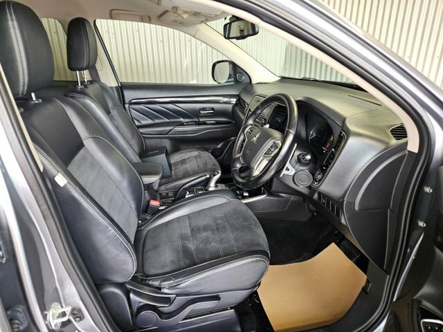 Mitsubishi Outlander Gx4h Black #20