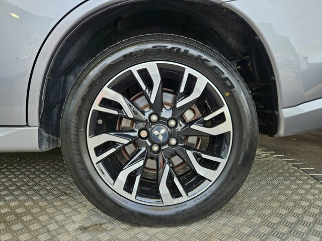 Mitsubishi Outlander Gx4h Black #14