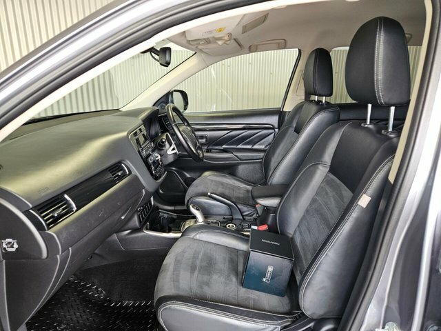 Mitsubishi Outlander Gx4h Black #33