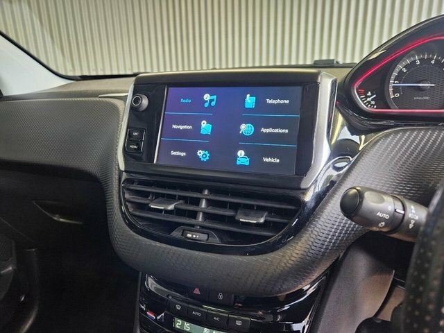 Peugeot 2008 1.2 Puretech Active Grey #19