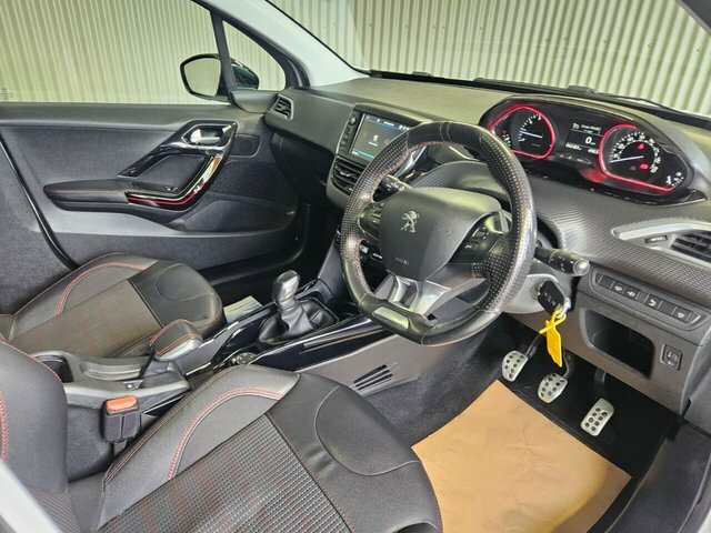 Peugeot 2008 1.2 Puretech Active Grey #21