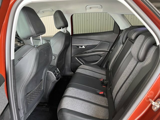 Peugeot 3008 Active Premium White #30