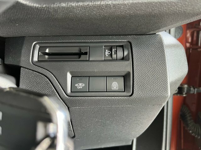 Peugeot 3008 Active Premium White #11