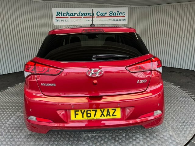 Hyundai I20 1.2 Premium Se Nav Hatchback Eur Red #4